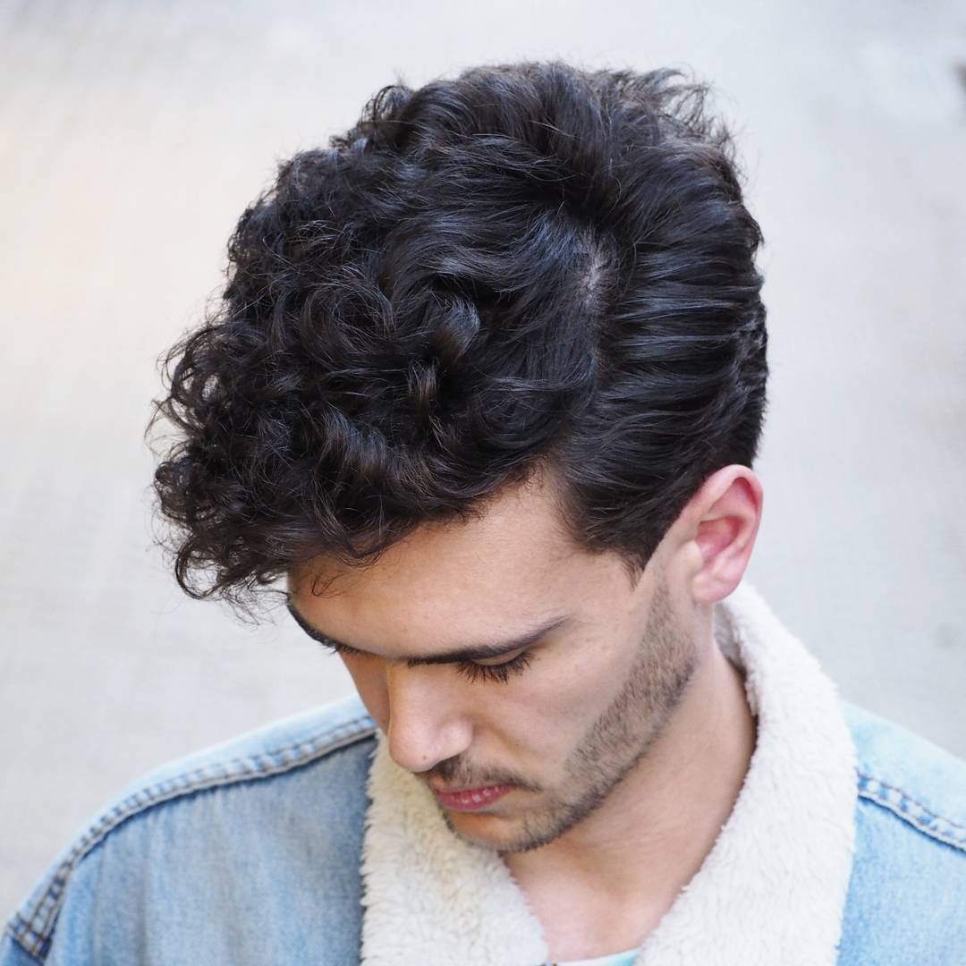 The Best Curly Hair Haircuts + Hairstyles For Men (2019 Guide)