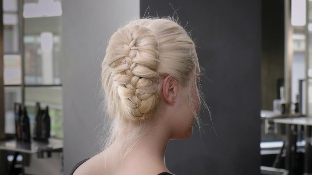 How to Create a Donut Braid – From Ponytail, to Bun, to Braid