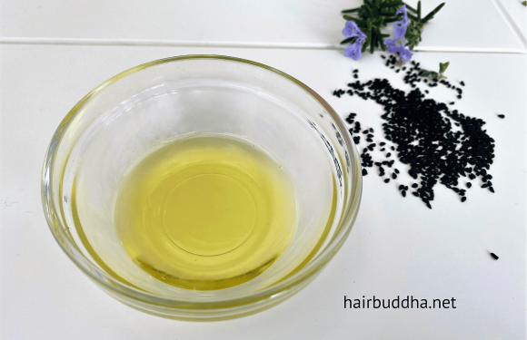 Black Seed Oil Recipe To Grow Healthy Hair (And Lessen Hair Fall)