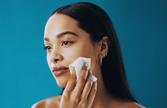 How to Get Rid of Blackheads, According to Dermatologists in 2023 — Expert Tips, Product Recommendations