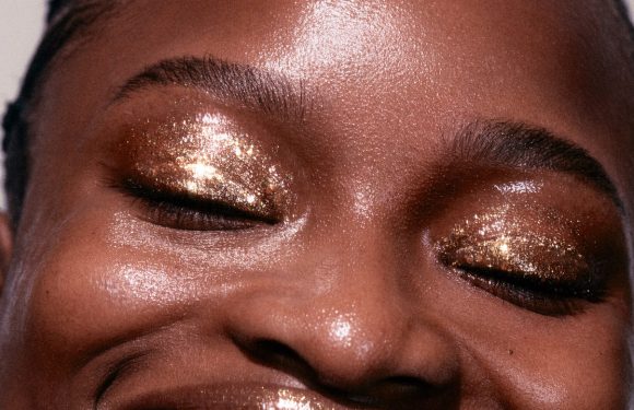 The Glazed Eyeshadow Trend Is Makeup’s Response to the Viral Manicure