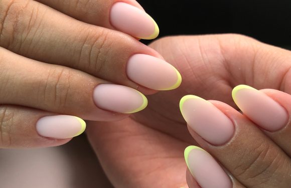 Unexpected French Manicure and French Tip Nail Designs to Try in 2023