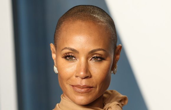 Jada Pinkett Smith Must Be Thirsty, ‘Cause She Got Matching Strawberry Milk Hair and Nails — See Photos