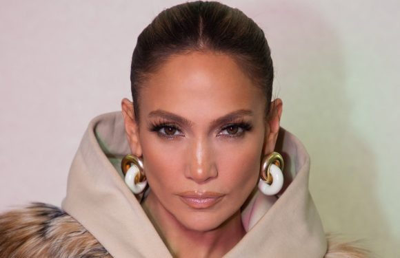 I Can’t Remember the Last Time Jennifer Lopez Wore a Manicure This Sparkly — See Photo